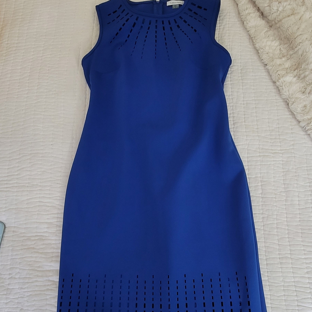 Elegant Blue Sleeveless Dress